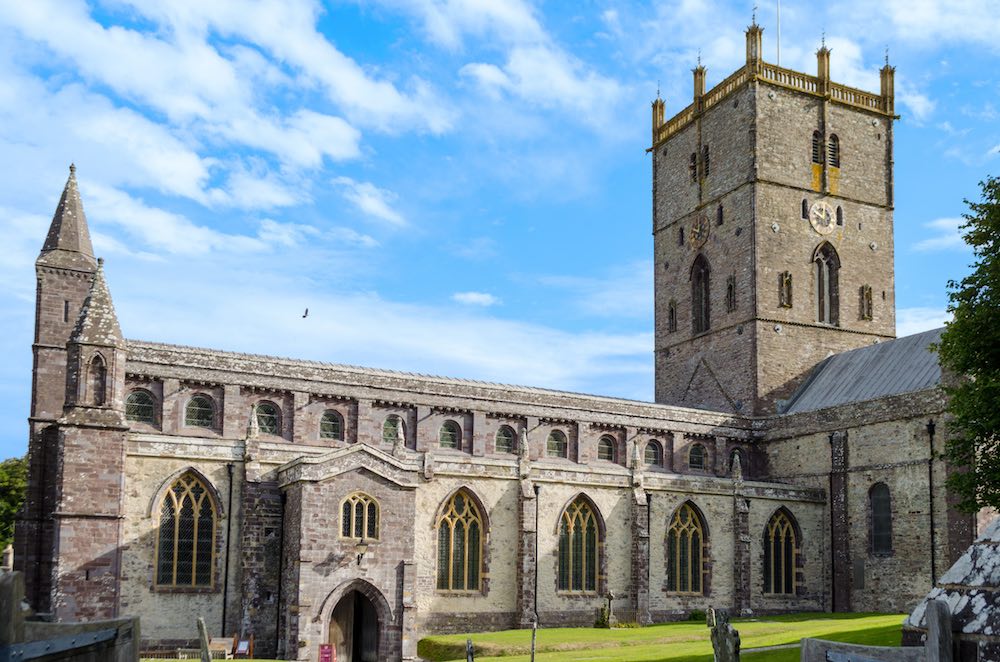 St-Davids-Peninsula-Cottages-St-Davids-Cathedral-Homepage