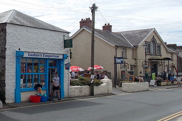 Activities-Shopping-St-Davids-Peninsula-Cottages